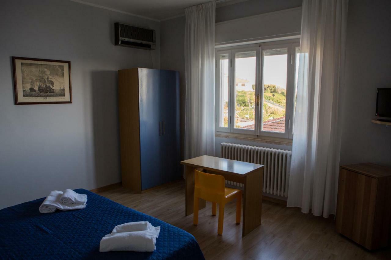 B&B Riviera Castiglioncello Dış mekan fotoğraf